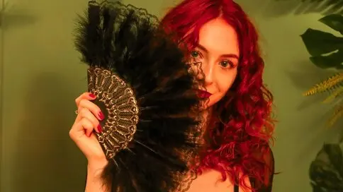 BiancaFlame's live cam