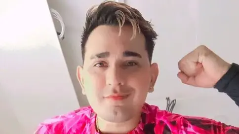 ErikBrown's live cam