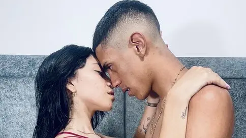 MielANDLeo's live cam